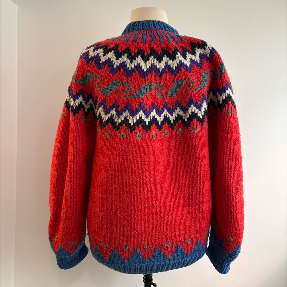 Vintage 80s-90s red chunky handknit Nordic or Peruvian cardigan with pockets - Picture 3 of 5
